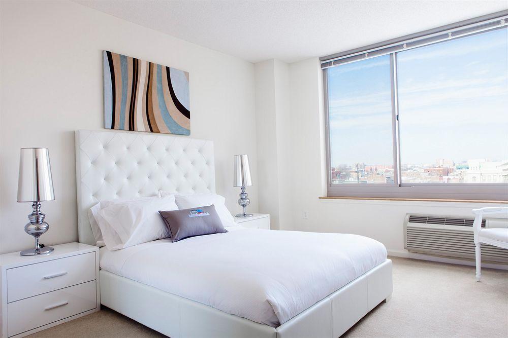 Sky City Apartments New York Buitenkant foto