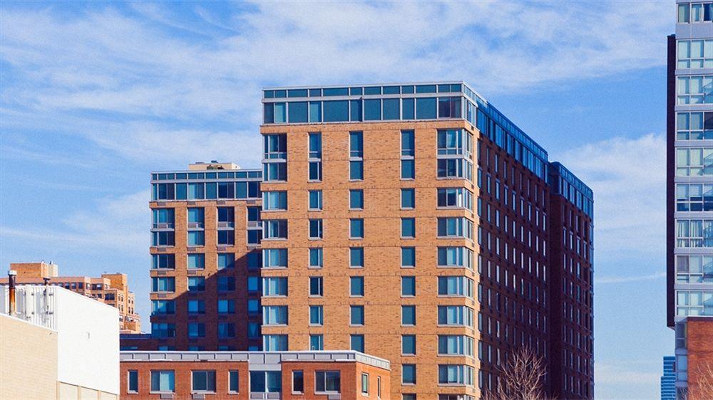 Sky City Apartments New York Buitenkant foto